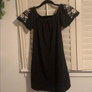 Abercrombie & Fitch Off The Shoulder Dress